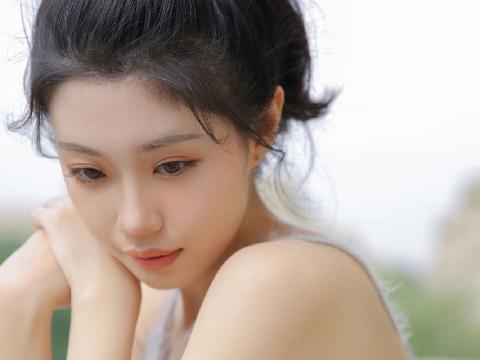 【小说】五楼的中年残疾男人