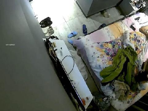 【视频】黑客破解家庭网络摄像头监控偷拍小哥晚上和媳妇过性生活无套内射
