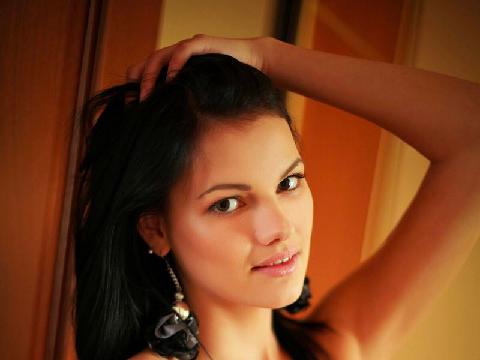 【色图】风姿绰约,体态撩人的乌克兰极品美少妇闺房倩影 - Nichole A