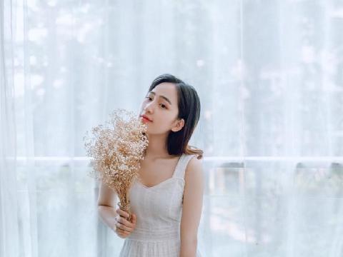 【小说】我的妻子成了公司高层的公用奶牛