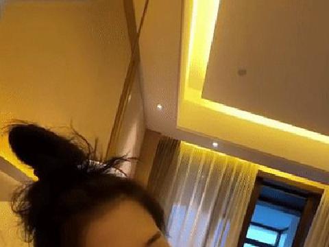 【视频】体制内母狗骚不骚？极品少妇，被大屌征服，肏得哇哇大叫