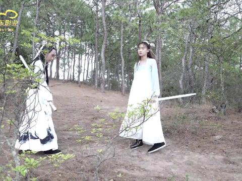 【视频】神雕侠侣 只羡鸳鸯不羡仙 杨过与龙儿忘情缠绵 