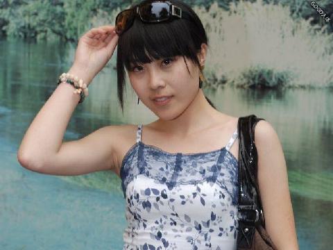 【色图】土味清纯少女初次开脚翻穴私拍就弄出水来 - 静静