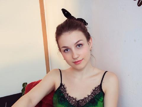 【色图】眉清目秀、白白净净的极品年轻姑娘