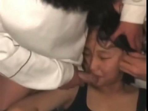 【视频】惊天大瓜 河北邯郸 峰峰矿区公园 3个某中学初三 3个男的轮奸女同学，男生的屌还挺大的
