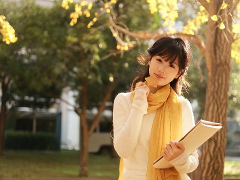 【小说】卧底警母:丝袜警花妈妈陷入黑帮之后