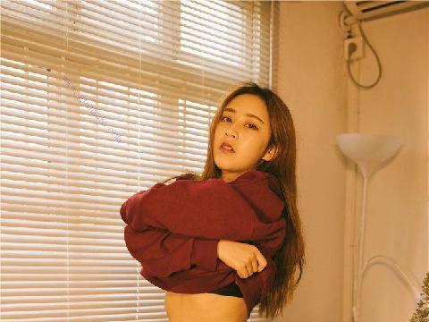 【色图】令男仕们迷恋的北京极品美模的大尺度露鲍写真回顾 - 乔依琳