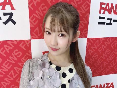 【色图】日本AV新星童颜巨乳的俏丽小美女大胆写真 - Hayano Uta