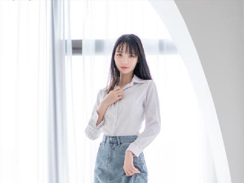 【色图】90年代港风苗条清秀少女模特的超大尺度翻穴写真 
