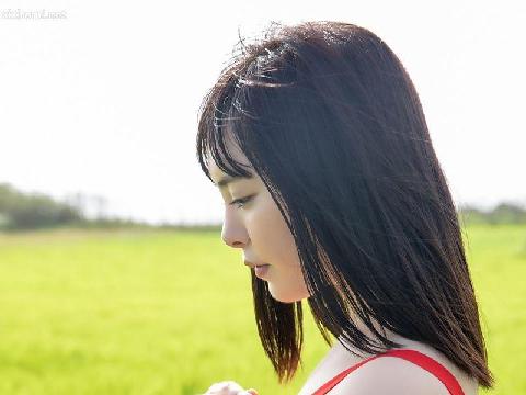 超级卡哇伊白嫩美女-小仓由菜