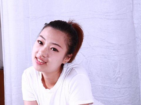 国模贝贝大尺度人体