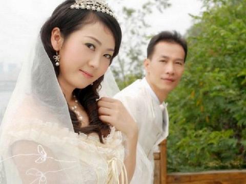 【色图】新婚小夫妻的甜蜜旅行