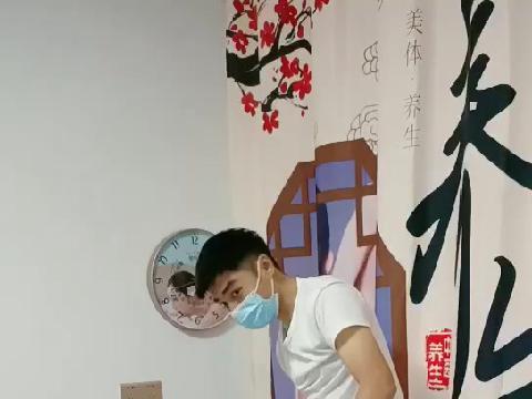 【视频】私密养生按摩馆极品美女正着吃肉棒老公突然来电话 