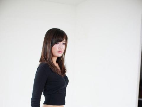 【色图】韩国美女寒雨超大尺度棚拍掰穴写真