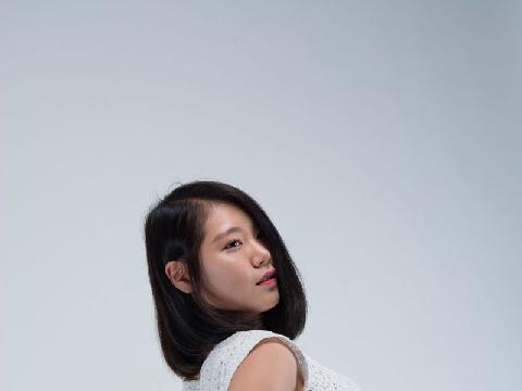【色图】韩国演艺圈可爱美眉脱衣秀超大尺度清晰翻毛穴私拍 