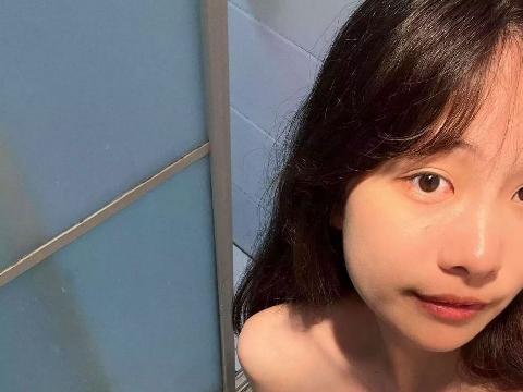 【视频】极品大学生自拍和男友性爱视频被后入