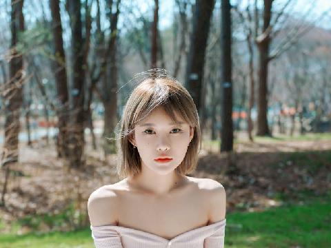 【色图】面孔清秀韩国小梦莉大尺度违规演绎 - Romi