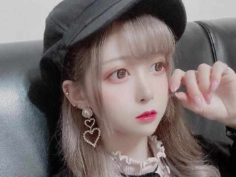 【色图】纯洁美少女小梨 甜萌灿笑彷佛心灵也被净化