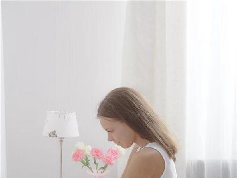 美丽少女色诱男友