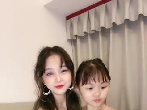 【视频】笑起来甜美  童颜大奶 轮番舔屌