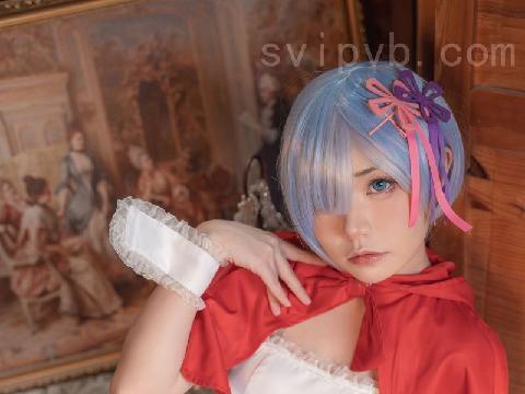 【色图】圣诞树旁的火辣勾人小精灵展示超美嫩逼写真 - 喵小吉