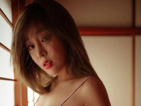 尤物王雨纯大尺度乳此动人