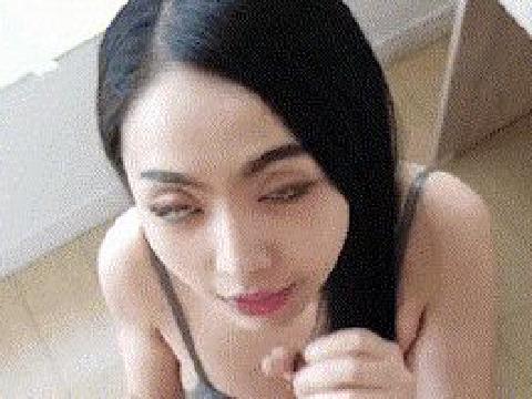 【视频】开档紧身牛仔裤尽显炮友妖娆身材 每一天都要操一遍她露脸很嫩