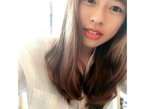 【视频】台湾情侣 有正妹女友真好，还可以颜射在脸上