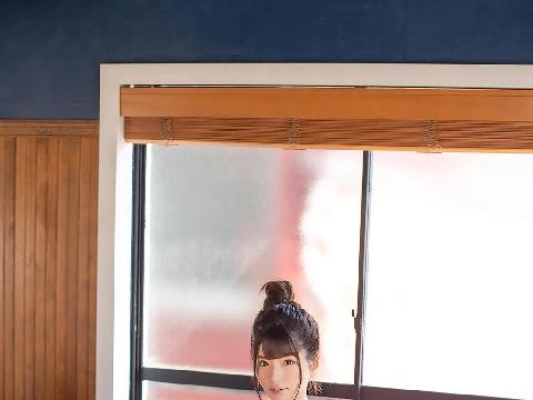 青春学生妹，吹弹可破