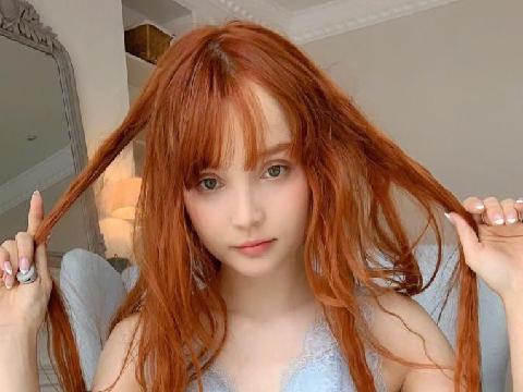 【色图】标致可人童颜小萝莉露点写真