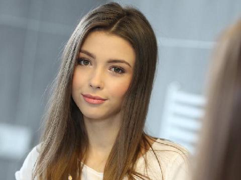 【色图】女神MILA AZUL正在洗澡，赶快过来偷看两眼哦