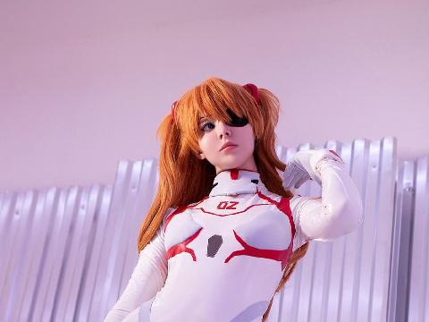 身材样貌都一流的Cosplay美女