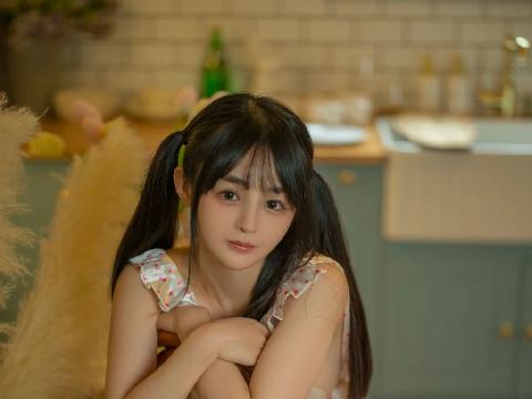 【色图】Coser@桜井宁宁: 围裙厨房