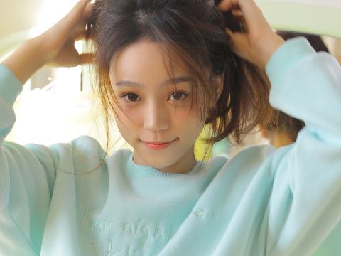 【小说】懵懂少女天天挨操