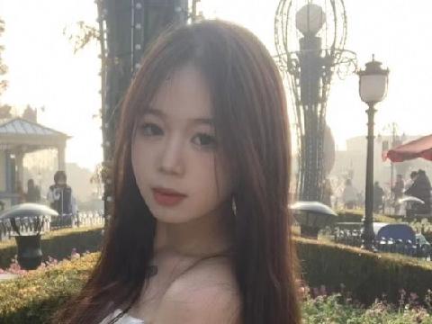 【视频】情侣露脸泄密 魅魔淫纹女友 口交销魂 被操时声音淫騒 表情淫荡 巨反差