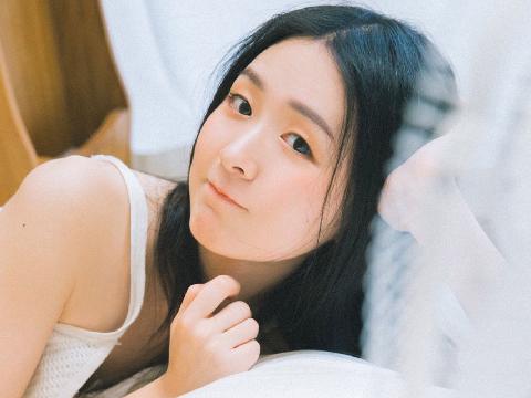 【小说】流落荒岛：全岛的女人都追着我要精液