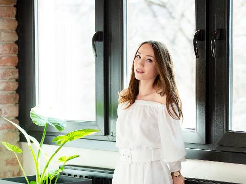 【情色美图】靓丽姑娘美的让人难以置信