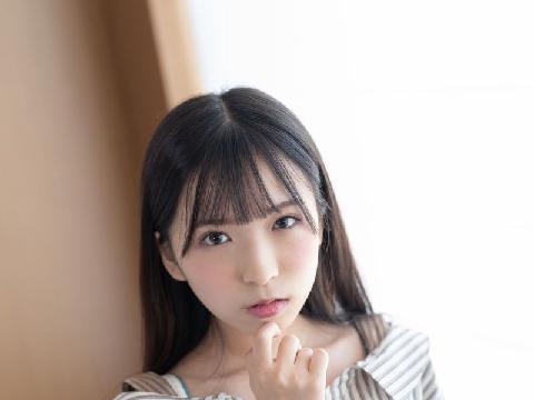 【色图】小小年纪,却充份懂得勾引男人的日本小狐狸精 - Yui
