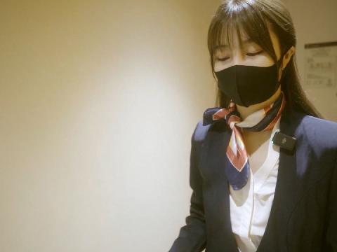 【视频】'香菜公主'空姐下班後的肏穴生活蜜穴水嫩多汁爆射尤物
