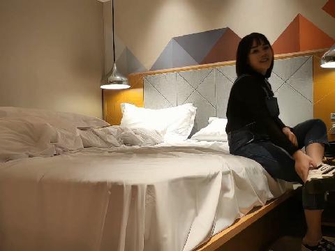 【视频】最美良家午托机构 168cm，32岁美人妻，舌吻69
