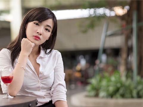 【小说】老婆是秘书