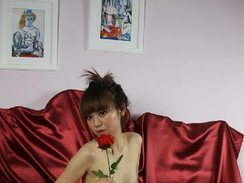 【色图】国模娇娇超大尺度掰开带刺的美穴