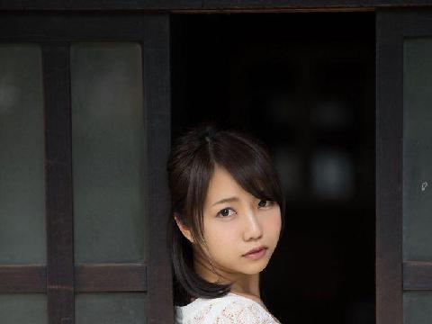 惹人怜爱的日本乡村姑娘