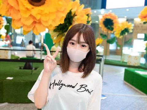【视频】天真烂漫で美意识が高い美人で美尻の巨乳美容部员・・・宿泊先に押し入り前から犯したかった美白の