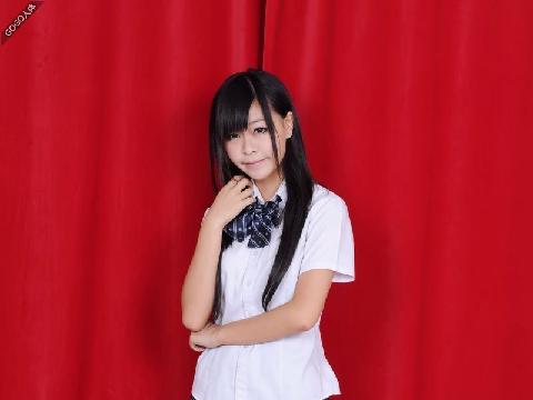 【色图】美女港模SUKI私拍学生装经期人体