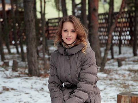 【色图】令人怀缅的乌克兰俏丽绝色美少女大胆写真精选 - Toxic A