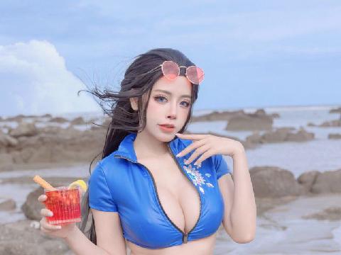 【色图】Byoru 海贼王-妮可罗宾 神还原，美艳形象让你晕船