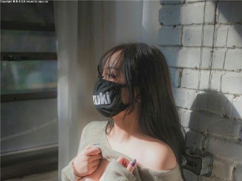 【色图】网红粉嫩小梦莉家居超大尺度翻穴写真 - Yuzuki