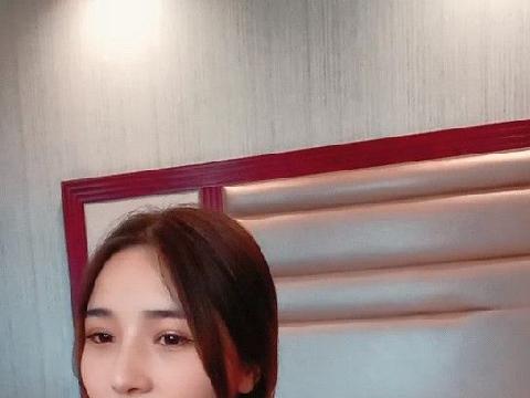 【视频】约个颜值不错的妹子酒店啪啪直播现场，激情上位抽插，精彩刺激不断