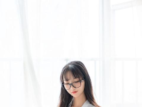 【色图】两个网红粉嫩小闺蜜的肉帛相见.彻底瞭解的违规行径 - Murmure酱百合